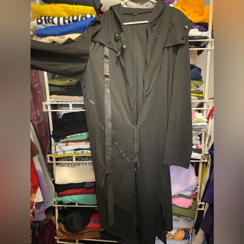 Men’s long light sweater jacket. Used for a costume. - Picture 4 of 4